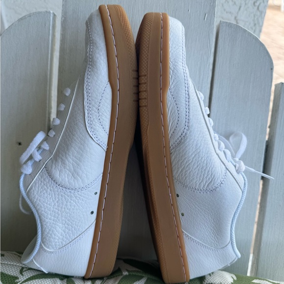 Men’s Nike Court Shoes - Picture 5 of 10